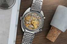 Load image into Gallery viewer, Vintage Heuer Autavia 11630  Calibre 12 - Unpolished - Orange Boy
