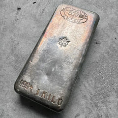 Vintage Johnson Matthey Mallory Kilo with Maple Leaf