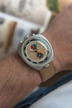 Load image into Gallery viewer, Vintage Omega Seamaster Bullhead 146.011 - Unpolished -Chocolate Tropical dial!
