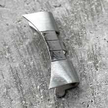 Load image into Gallery viewer, Vintage Rolex 555B Stainless Steel 20 mm Endlink for Jubilee bracelet
