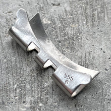 Load image into Gallery viewer, Vintage Rolex 555B Stainless Steel 20 mm Endlink for Jubilee bracelet
