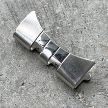 Load image into Gallery viewer, Vintage Rolex 555B Stainless Steel 20 mm Endlink for Jubilee bracelet
