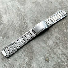 Load image into Gallery viewer, 1962 Vintage Omega Bracelet Stainless Steel Band 7912

