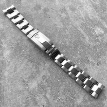 Load image into Gallery viewer, Original Rolex 72160 Stainless Steel Bracelet with 16mm Endlinks

