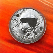 Load image into Gallery viewer, 2020 Fighter Pilot 1 oz Platinum .9995 Proof Cook Islands $250 Full Set
