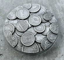 Load image into Gallery viewer, 2017 Canada Kilo .9999 Fine Silver Coin $250 - Canadian Coin Collection
