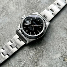 Load image into Gallery viewer, 2001 Rolex 79160 Ladies Perpetual Date 26mm Watch in Stunning Condition
