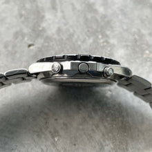Load image into Gallery viewer, 1998 Breitling Jupiter Pilot 42mm Watch A59028 Quartz - With Papers
