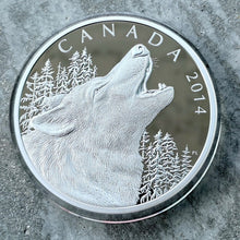 Load image into Gallery viewer, 2014 Canada 1/2 Kilo .9999 Silver Coin $125 Howling Owl Wolf Serial 1000/1000
