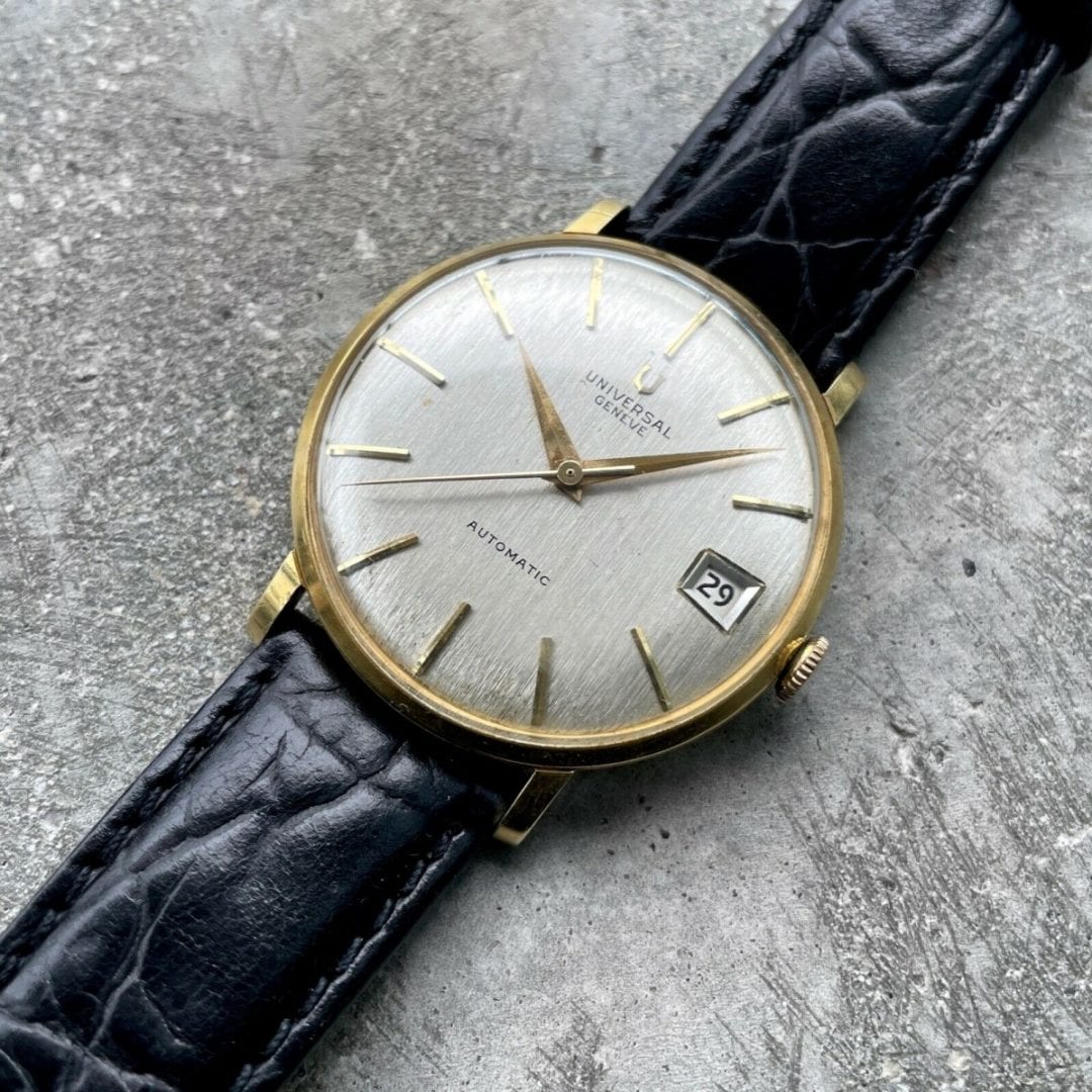 Universal Geneve 35mm 18K Gold Micro Rotor Automatic 104603 - Original Papers!