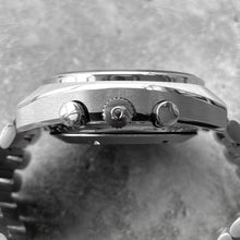 Load image into Gallery viewer, Omega Mark 4.5 Speedmaster 176.0012 Automatic Day Date Cal 1045 - Attractive!
