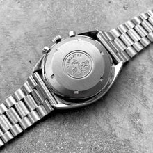 Load image into Gallery viewer, Omega Mark 4.5 Speedmaster 176.0012 Automatic Day Date Cal 1045 - Attractive!
