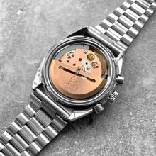 Load image into Gallery viewer, Omega Mark 4.5 Speedmaster 176.0012 Automatic Day Date Cal 1045 - Attractive!
