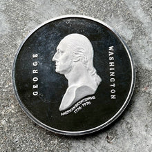 Load image into Gallery viewer, 1776 - 1976 George Washington .999 Fine Platinum Medal 1783 Revolution New York
