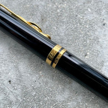 Load image into Gallery viewer, Montblanc Leonard Bernstein Ballpoint Pen Black Music Meisterstuck - Complete
