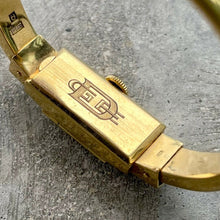 Load image into Gallery viewer, 1950s Gubelin 18K Yellow Gold Ladies wristwatch bangle - Incredible Enamelling
