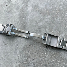 Load image into Gallery viewer, Breitling Avenger II Seawolf Stainless Steel Bracelet A17331 with 169A Endlink
