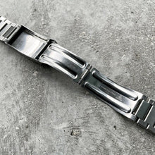 Load image into Gallery viewer, 1980s Original Omega 1450 Bracelet Band 808 Endlink Speedmaster Holy Grail
