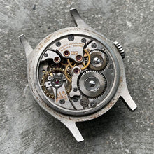 Load image into Gallery viewer, 1942 Longines Stainless Steel 10L Manual winding - WW2 Military Pilots watch
