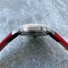 Load image into Gallery viewer, Vintage Breitling Reverse Panda James Bond Top Time Reference 2002
