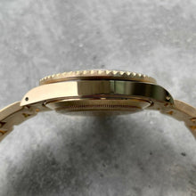Load image into Gallery viewer, 1986 Rolex Submariner Yellow Gold 16808 Matte Black Nipple Dial Crisp + Serviced
