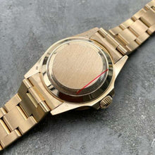 Load image into Gallery viewer, 1986 Rolex Submariner Yellow Gold 16808 Matte Black Nipple Dial Crisp + Serviced
