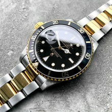 Load image into Gallery viewer, 2002 Rolex Submariner 16613 Two Tone Gold Black Dial Serviced - No Holes Case
