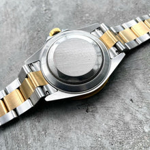 Load image into Gallery viewer, 2002 Rolex Submariner 16613 Two Tone Gold Black Dial Serviced - No Holes Case
