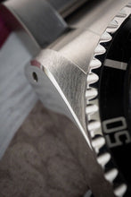 Load image into Gallery viewer, 1981 Rolex 1665 Sea Dweller Stainless Steel- Attractive Patina
