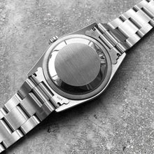 Load image into Gallery viewer, 2001 Rolex Turn O Graph Glossy Black Dial 16264 - Box and Papers - Unpolished
