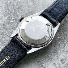 Load image into Gallery viewer, 1972 Rolex 34mm Date 1500 Stainless Steel - Stunning Matte black dial
