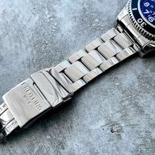 Load image into Gallery viewer, 42mm Breitling A17365C9 Superocean Stainless Steel Automatic Full Box + Papers
