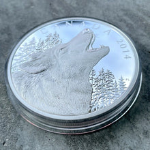 Load image into Gallery viewer, 2014 Canada 1/2 Kilo .9999 Silver Coin $125 Howling Owl Wolf Serial 1000/1000
