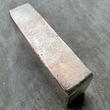 Load image into Gallery viewer, VINTAGE Royal Canadian Mint RCM 100 oz .999 Silver Bar - Attractive condition
