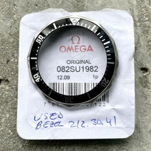 Load image into Gallery viewer, Original 212.30.41 Omega Seamaster 082SU1982 Black Bezel 41mm
