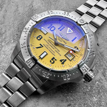 Load image into Gallery viewer, 45mm Breitling Avenger Seawolf A17330 Stainless Steel - Yellow dial
