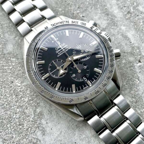Omega Speedmaster Broad Arrow Black Dial 35515000 - Box and Papers