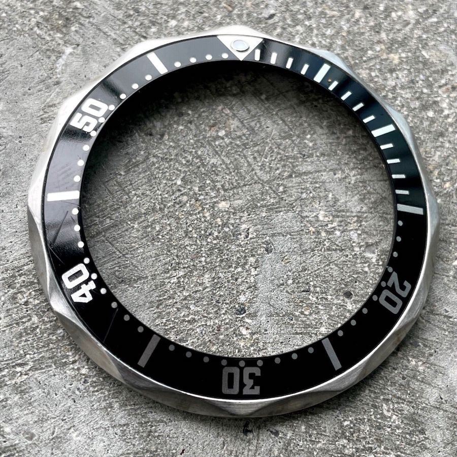 Original 212.30.41 Omega Seamaster 082SU1982 Black Bezel 41mm