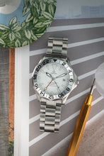 Load image into Gallery viewer, Omega Seamaster 300 M GMT Great White – 25382000 – Serviced

