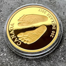Load image into Gallery viewer, 2017 Baby Feet $200 Canada 1/2oz Gold Coin Queen Elizabeth II
