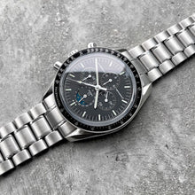 Load image into Gallery viewer, 42mm Omega Speedmaster 3876.50.00 Stainless Steel - Moonphase
