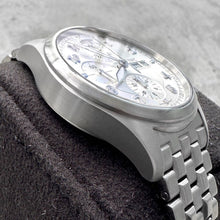 Load image into Gallery viewer, 42mm IWC Pilot Spitfire Stainless Steel 3717 Day Date Silver Dial - With box
