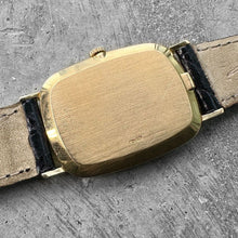 Load image into Gallery viewer, Mens Rolex Cellini Yellow Gold 4113 – Perfect Dial with original buckle!
