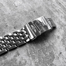Load image into Gallery viewer, 46mm Breitling Navitimer World A24322 Stainless Steel- White Dial - Box + Papers
