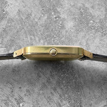 Load image into Gallery viewer, Mens Rolex Cellini Yellow Gold 4113 – Perfect Dial with original buckle!
