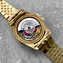 Load image into Gallery viewer, 1980 Rolex 1675 Yellow Gold GMT Master Vintage Nipple Dial
