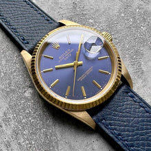 Load image into Gallery viewer, 1989 Rolex Date 18k Gold 15238 - Stunning blue dial
