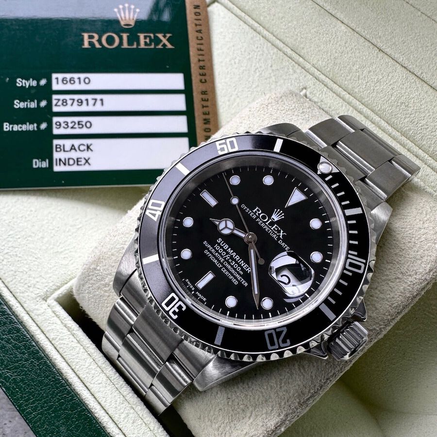 2007 Rolex 16610 T Submariner 16610T No Holes Case- Box / Papers / Serviced