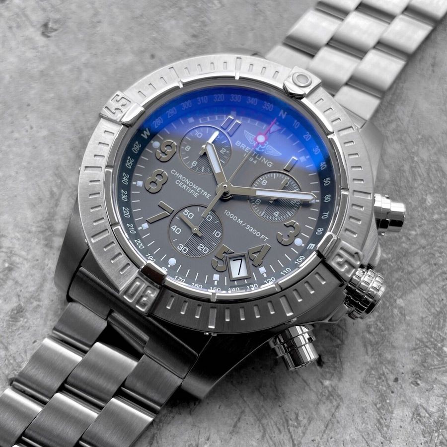 44mm Breitling Avenger Seawolf A73390 Stainless Steel - Grey Dial - Box + Papers