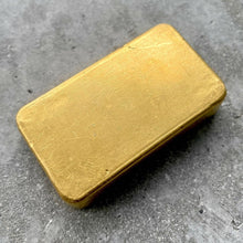 Load image into Gallery viewer, Engelhard 20 oz Gold Poured Bar .9975 20oz - Pretty Pour Lines
